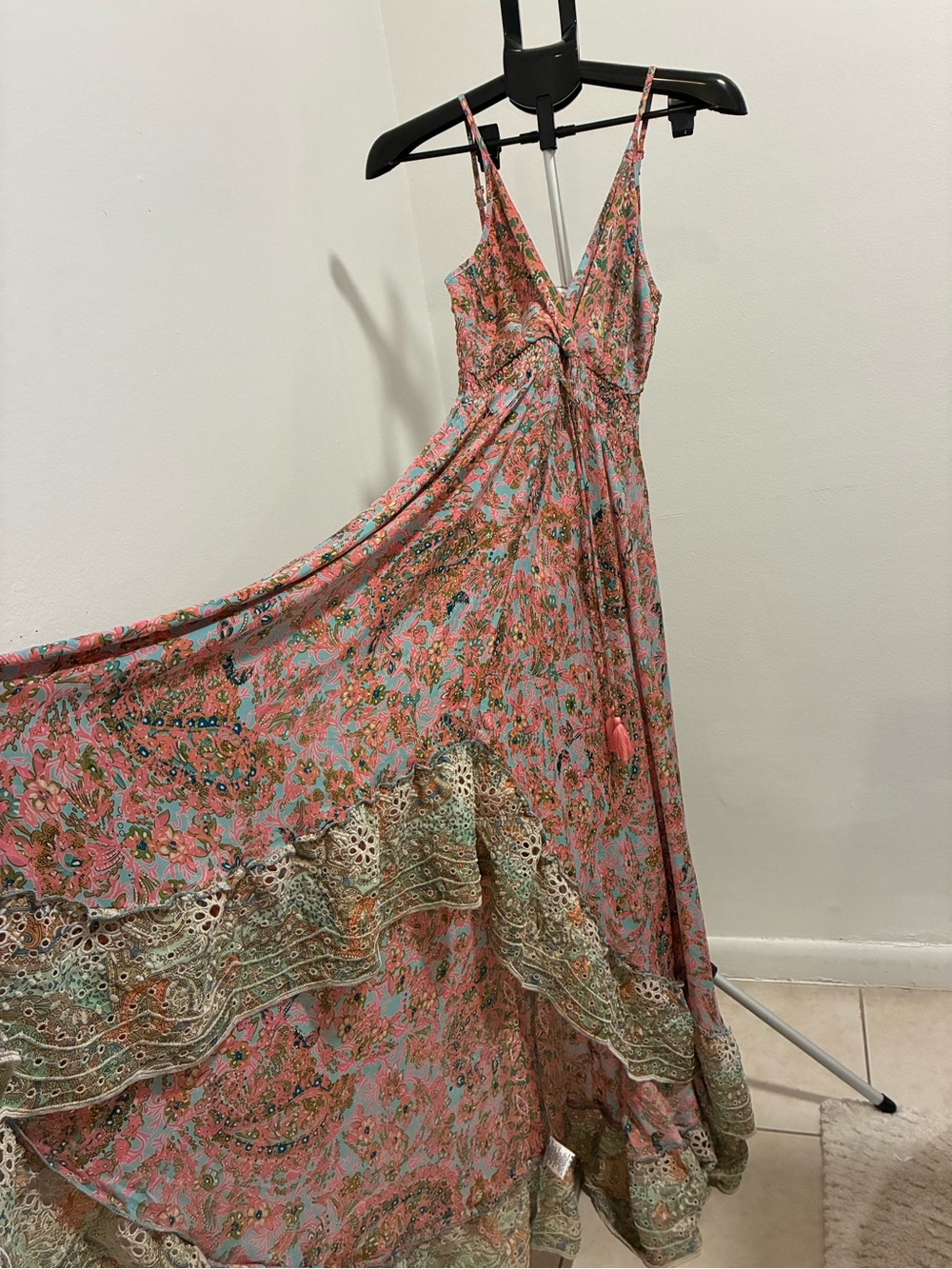 Karma Highway Women’s One Size Floral Smocked V-Neck Sleeveless Maxi Dress